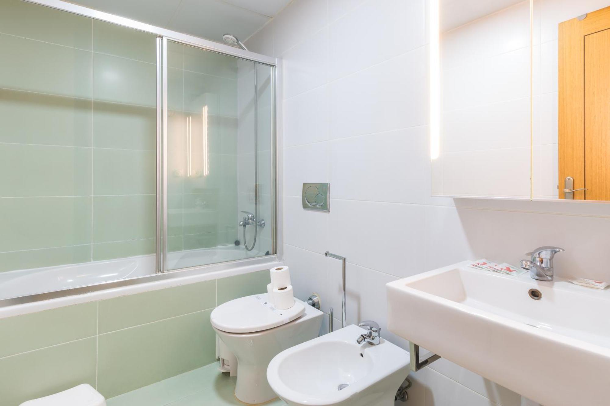 Best Of Principe Real Liberdade In The Heart Of Lisbon With Private Parking Bagian luar foto